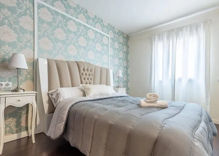 Ideal Apartamento Casco Antiguo Sevilla, Goles Bajo
